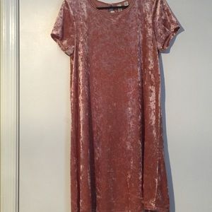 Tacera Dress